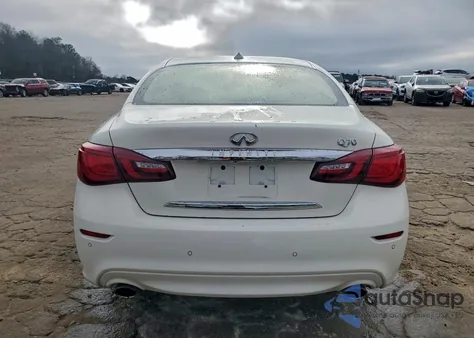2015 Infiniti Q70 3.7 z USA, uszkodzony, nr VIN JN1BY1AP3FM542314